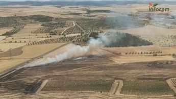 Incendio en Villavaliente tras accidente de tráfico mortal