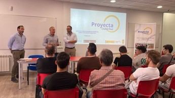 Inauguran curso de montaje de maquinaria industrial en Tomelloso