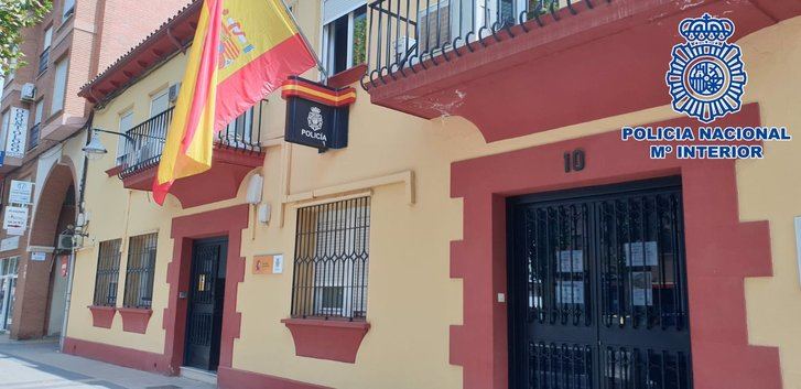 Detenido un hombre en Alcázar de San Juan mientras huía con el botín robado de un bar