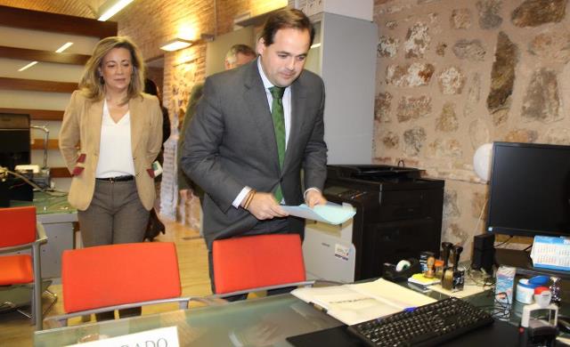 Francisco Núñez registrado las propuestas del PP.