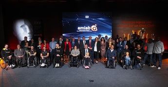 Amiab, arropada por las instituciones, celebró la XXV edición de sus Premios de Inclusión Social