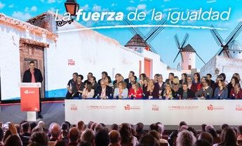 Page sigue al frente del PSOE de Castilla-La Mancha con una Ejecutiva continuista