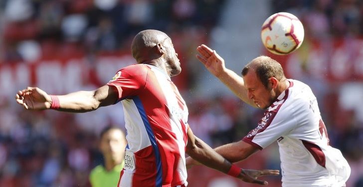 El Albacete gana en Gijón (0-2) y se asegura la disputa de los play-off de ascenso