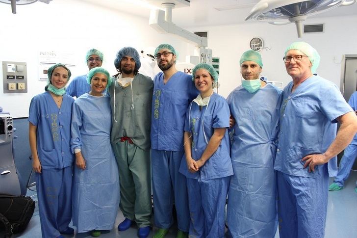El Hospital de Albacete implanta una pionera técnica poco invasiva para el tratamiento del glaucoma