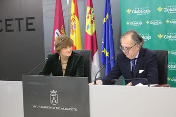 El Ayuntamiento de Albacete y Fundación Globalcaja firman convenio para enriquecer la cultura en 2025