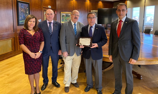 Reconocimiento de Globalcaja a José Mansilla, exdecano del Colegio de Ingenieros Agrónomos de Albacete