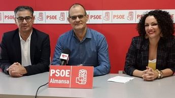 Los candidatos del PSOE al Congreso por Albacete piden en Almansa un voto reflexivo para un Gobierno fuerte, estable y progresista