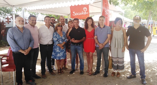 Los socialistas de Almansa se reúnen en su almuerzo de Feria
