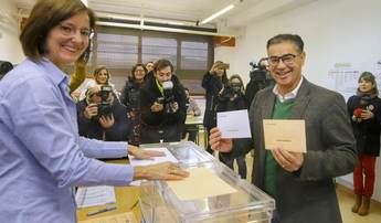 González Ramos (PSOE) vota y llama a la participación ciudadana en “las elecciones más importantes para el futuro de España”