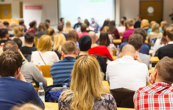 El DOCM publica los grupos de trabajo para este curso en centros educativos