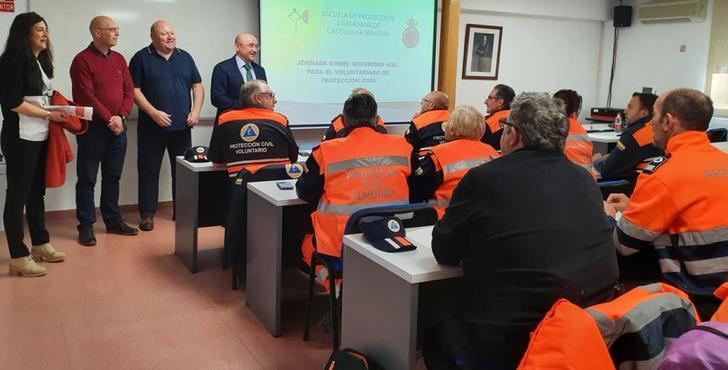 48 integrantes de emergencia reciben formación en reanimación cardiopulmonar y educación vial
