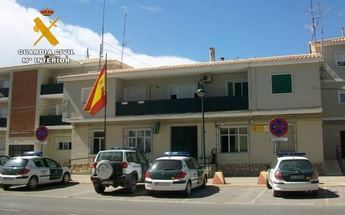 La Guardia Civil detiene a dos personas por un robo con violencia e intimidación en Almansa