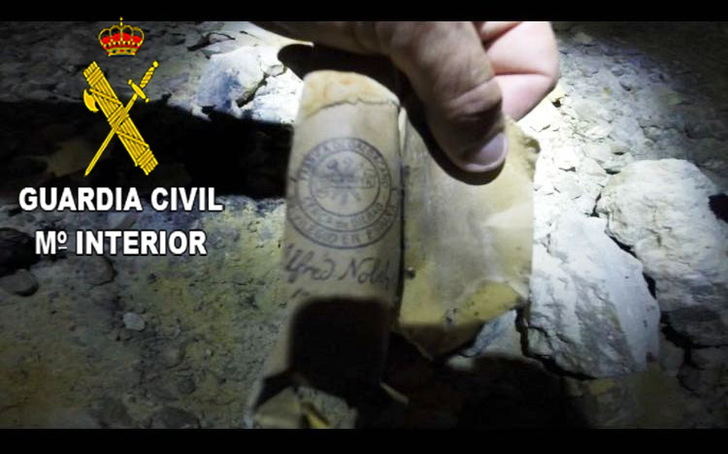 La Guardia Civil destruye material explosivo hallado en una cueva del término municipal de Balsa de Ves (Albacete)