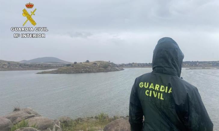 Se busca intensamente, por aire, agua y tierra al hombre desaparecido en el pantano del Guajaraz en Argés (Toledo)