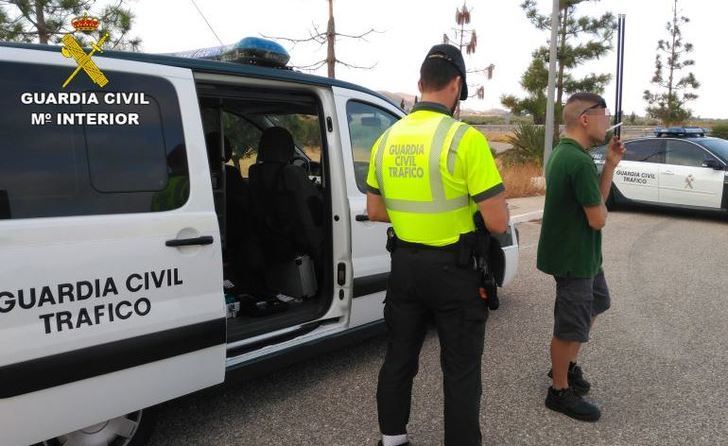 Imagen de archivo de un control de la Guardia Civil.