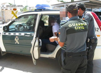 Dos detenidos cuando robaban los cajetines de monedas de un lavadero de coches de Villarrubia de los Ojos