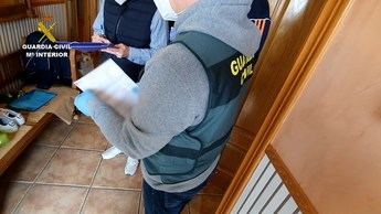Dos rumanos detenidos por quemar a una personas tras rociarla con líquido inflamable en Alatoz (Albacete) tras una pelea