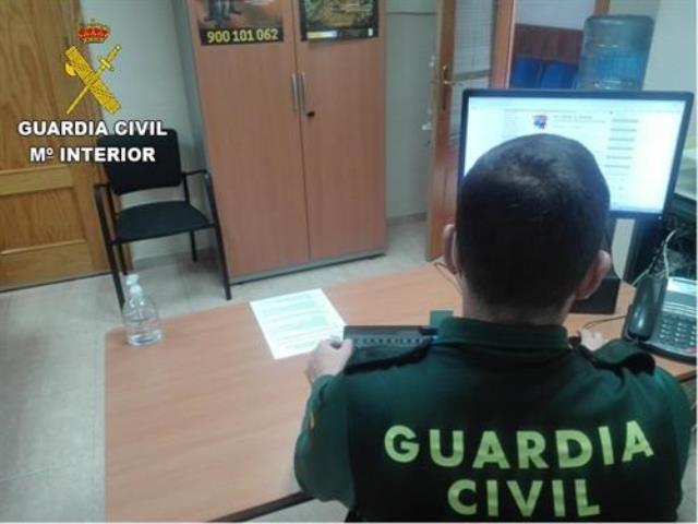 Detenido por intentar robar la caja en un local en Villacañas (Toledo), amenazando a la dueña con un cuchillo
