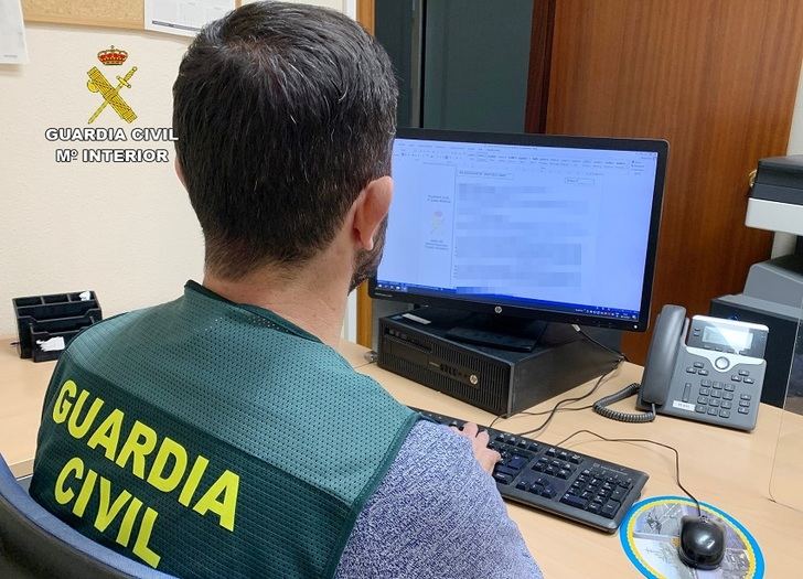 La Guardia Civil arresta a un estafador que fingía ser representante de una empresa para engañar a sus víctimas