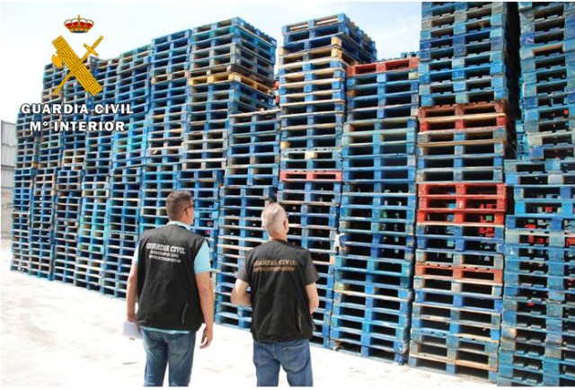 La Guardia Civil investiga a 5 personas por el robo de 5.090 palets para el transporte de mercancías, en Albacete y La Roda