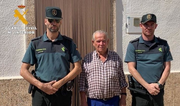 Auxilian a un hombre de 76 años ue quedó atrapado tras un accidente de moto en Albacete y estuvo 10 horas desaparecido