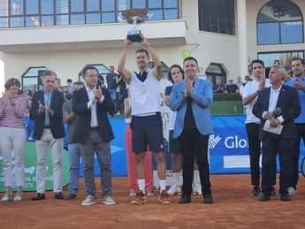 Guillermo García venció a Feliciano López y se impuso en la primera edición de la Copa Leyendas, en Albacete