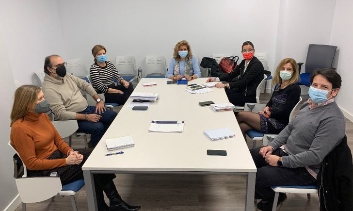 La Junta abre el plazo en Albacete para la habilitación excepcional para profesionales de Dependencia contratados por el coronavirus