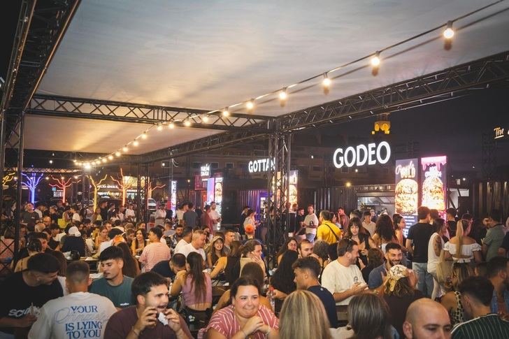 The Champions Burger llega a Albacete: Descubre la mejor hamburguesa de la ciudad