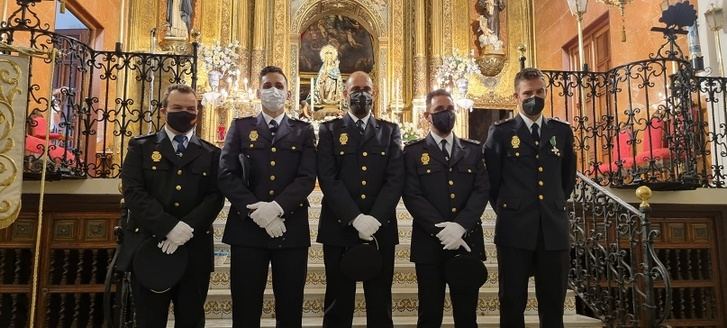Entregadas las medallas y condecoraciones de la Policía Nacional en Hellín
