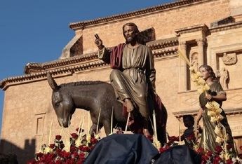 Hellín vive con emoción los primeros actos de su Semana Sata y espera con ansiedad del Domingo de Ramos