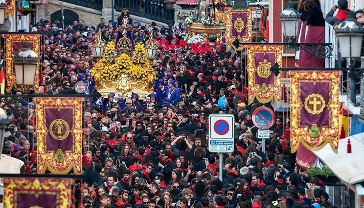 Tambores y cofradías afrontan la Semana Santa en Hellín con el objetivo dar dinamismo a los desfiles
