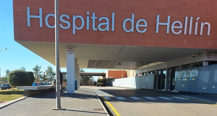 Muere el conductor de una ambulancia tras la salida de la vía del vehículo y su posterior vuelco en Socovos