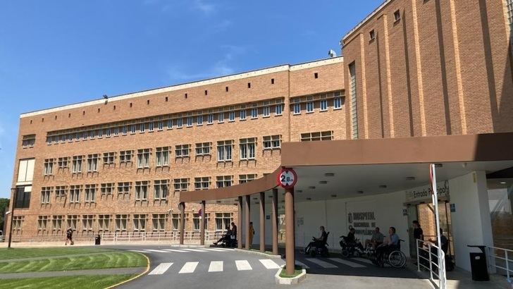 Las caídas casuales protagonizaron en 2023 los ingresos por causa traumática en el Hospital de Parapléjicos