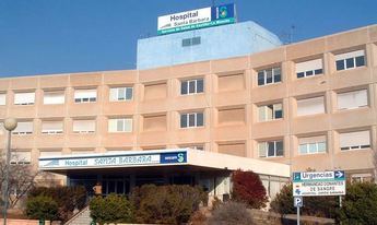 Urgente traslado al hospital de un hombre tras incendio de su casa en Puertollano