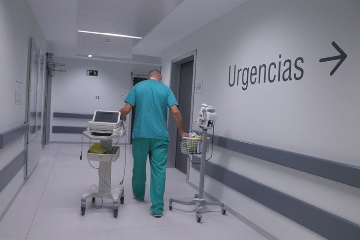 Trasladada al hospital de Toledo una niña de 11 años tras ser atropellada por un turismo en Seseña