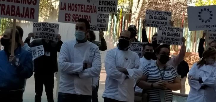 Los hosteleros de Castilla-La Mancha manifiestan este miércoles porque no quieren seguir pagando 'los platos rotos' del covid