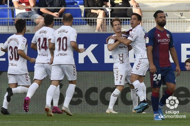 El Albacete Balompié ganó en Huesca con un gol de penalti (0-1)