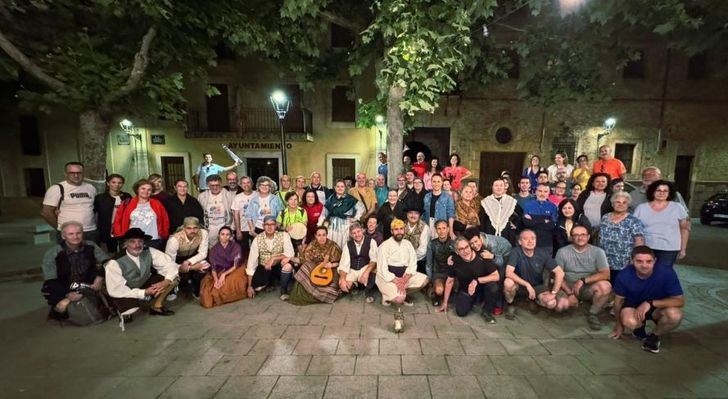 La Diputación de Albacete celebra una jornada de senderismo y cultura en la Vía Verde del Renacimiento