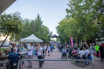 Rozalén y Pedro Piqueras apoyan la V edición de la carrera Amiab en Albacete por la inclusión