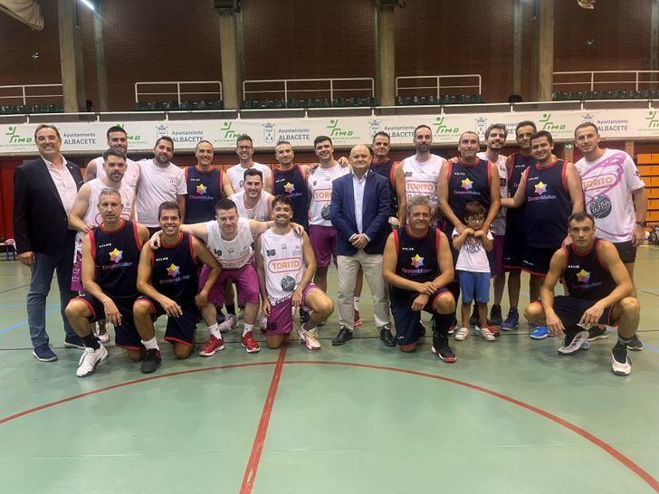 El concejal de Deportes destaca el éxito de la Supercopa de Baloncesto Senior en Albacete