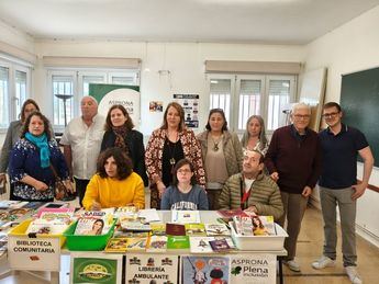 Inaugurada la primera biblioteca comunitaria en el barrio Sepulcro, impulsada por Asprona y vecinos