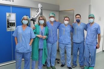 El Hospital de Ciudad Real, de los primeros en implantar dispositivos de conectividad ósea en pacientes con pérdida de audición