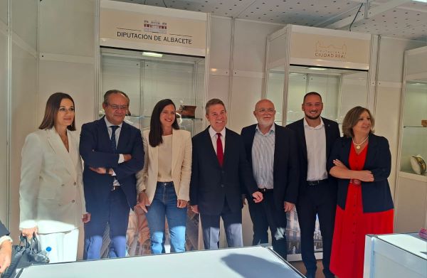 Artistas albaceteños brillan en la Feria de Artesanía de Castilla La Mancha