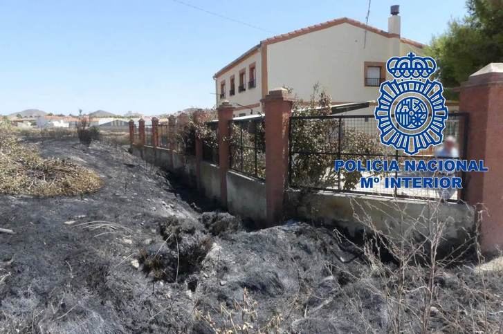 Detenidos los autores del incendio provocado en la calle Columnas de Hellín (Albacete)