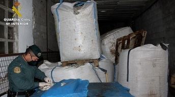 Investigados por almacenar 700 toneladas de residuos mediante falsas empresas, algunas de Toledo y Ciudad Real