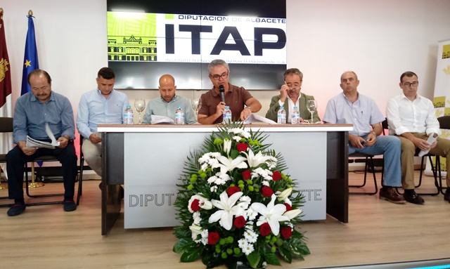 La Lonja Agropecuaria fija sus precios en el pabellón de la Diputación en Feria de Albacete