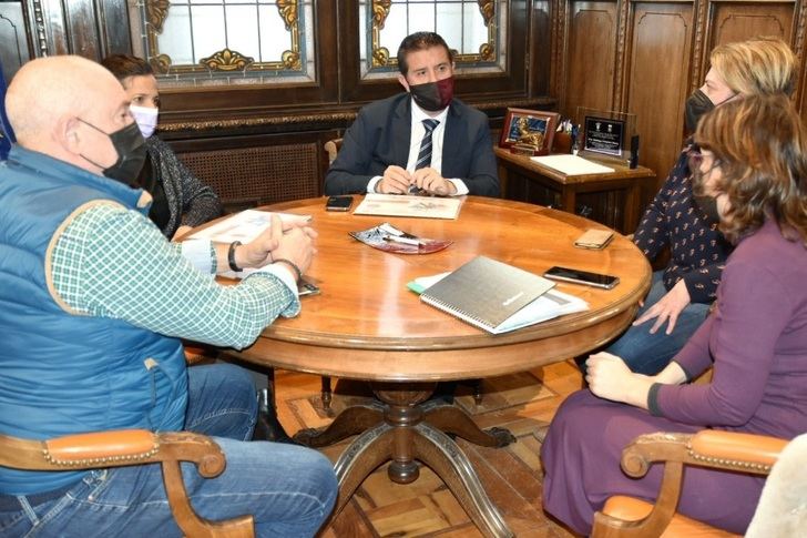 La Diputación de Albacete reafirma su compromiso con el III Encuentro Mundial de Capitales de Cuchillería