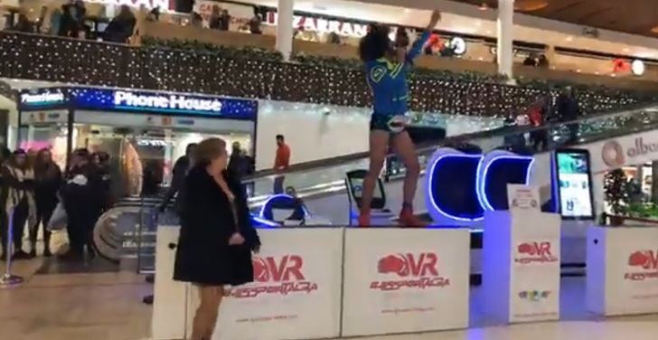 Jesús Crazy protagoniza un vídeo viral en un centro comercial de Albacete