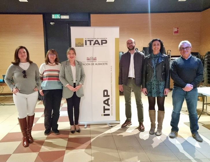 Higueruela acoge una nueva jornada técnica del ITAP en torno al cuidado de cultivos leñosos