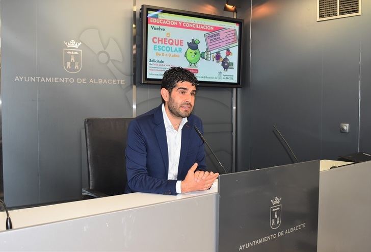 Las ayudas del cheque escolar del Ayuntamiento de Albacete se pueden solicitar desde este martes
